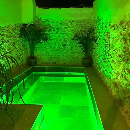 La Maison Du Bougainvillier 10 Personnes Dions